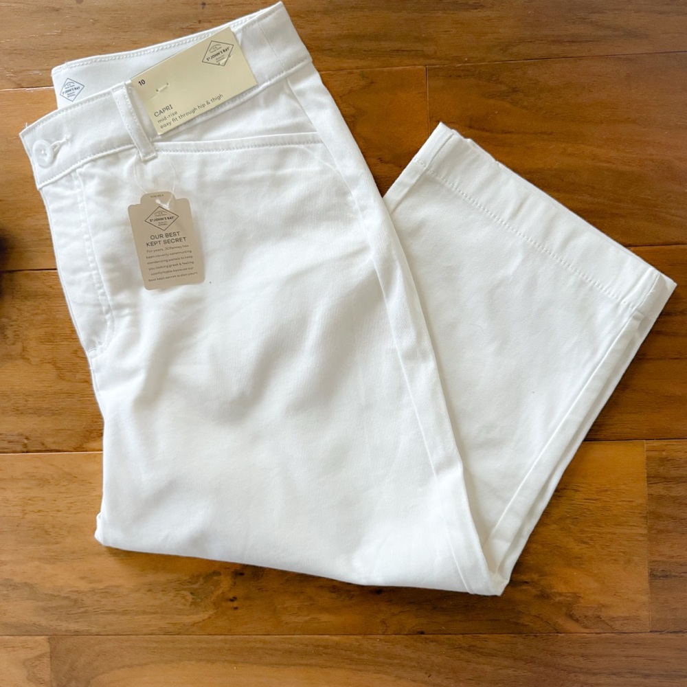 Two Pairs of Women’s Secretly Slender Capri Pants, Khaki & White, Size 10, NWT - Picture 6 of 7